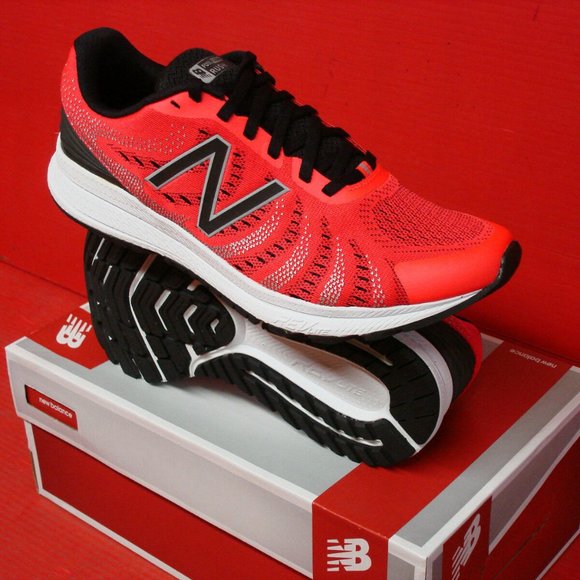 NEW BALANCE RUNNING SHOES - Picture 1 of 6